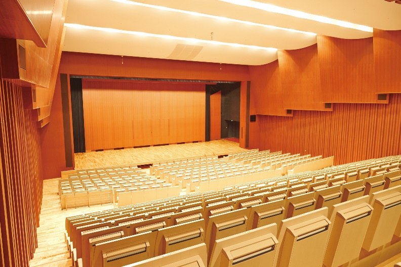 記念ホール