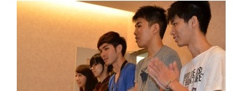 Five graduate students of Shih Hsin University